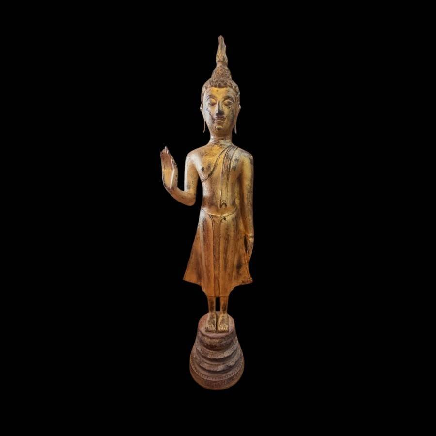 พระพุทธรูปยืนทรงเครื่อง หรือพระยืนปางห้ามญาติ/ปางห้ามสมุทร